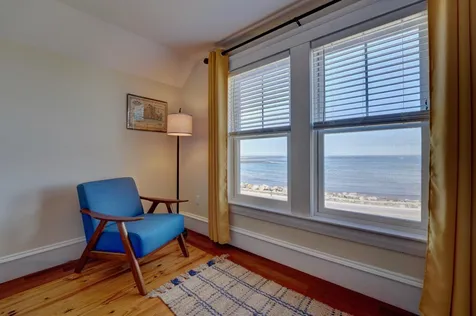 88 Ocean Boulevard North Hampton NH 03862