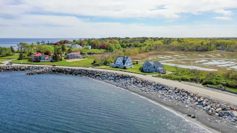 88 Ocean Boulevard North Hampton NH 03862