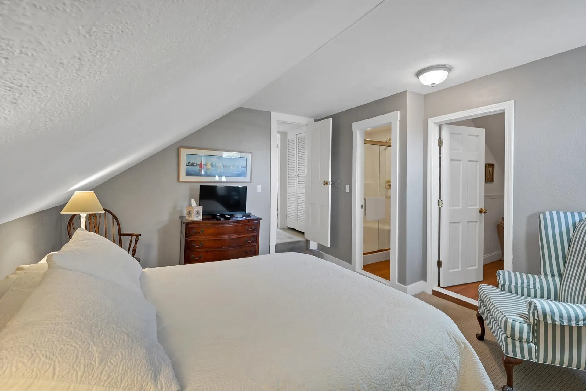 123 North Main Street Wolfeboro NH 03894