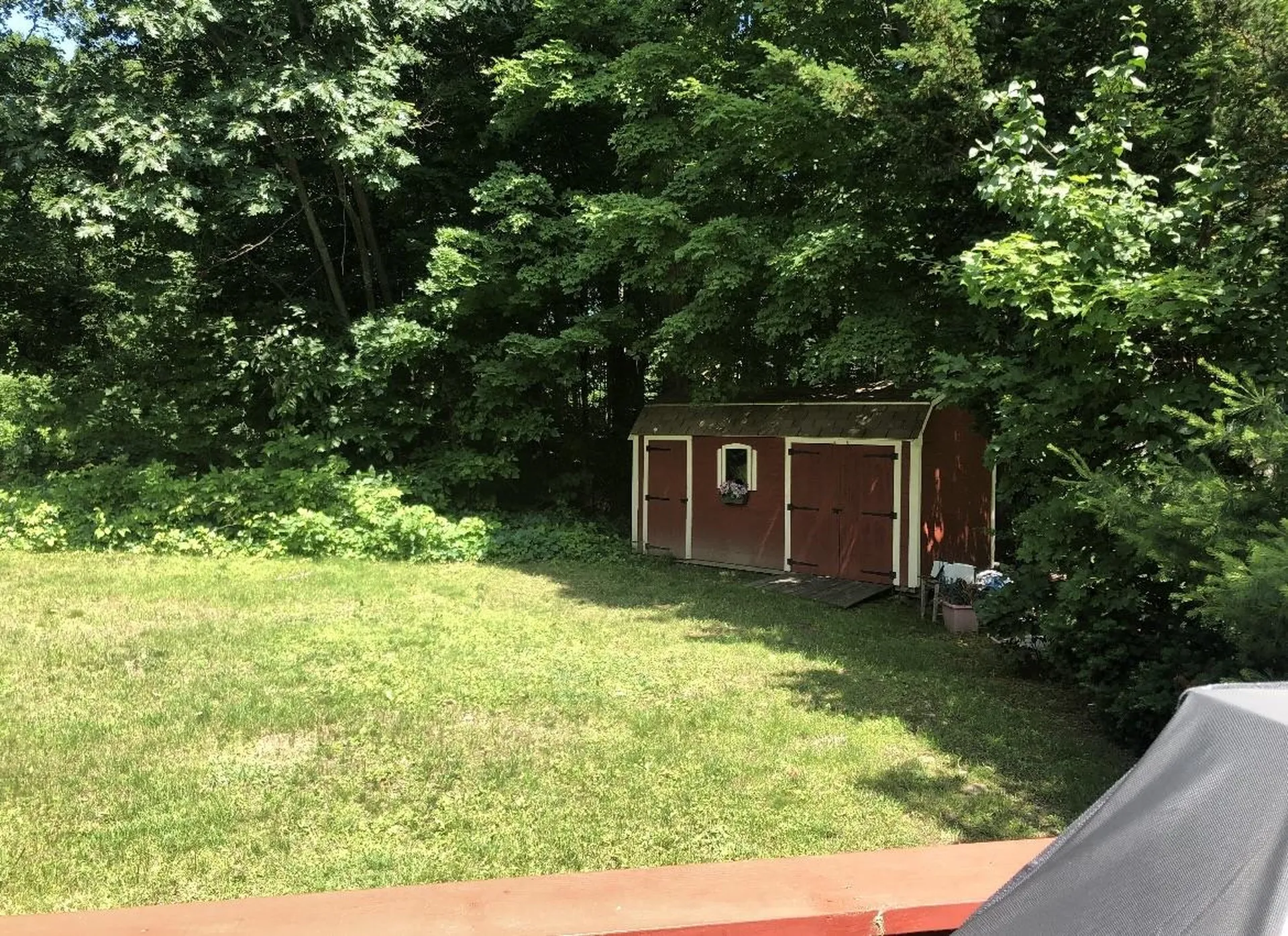 19 Dyson Drive Salem NH 03079