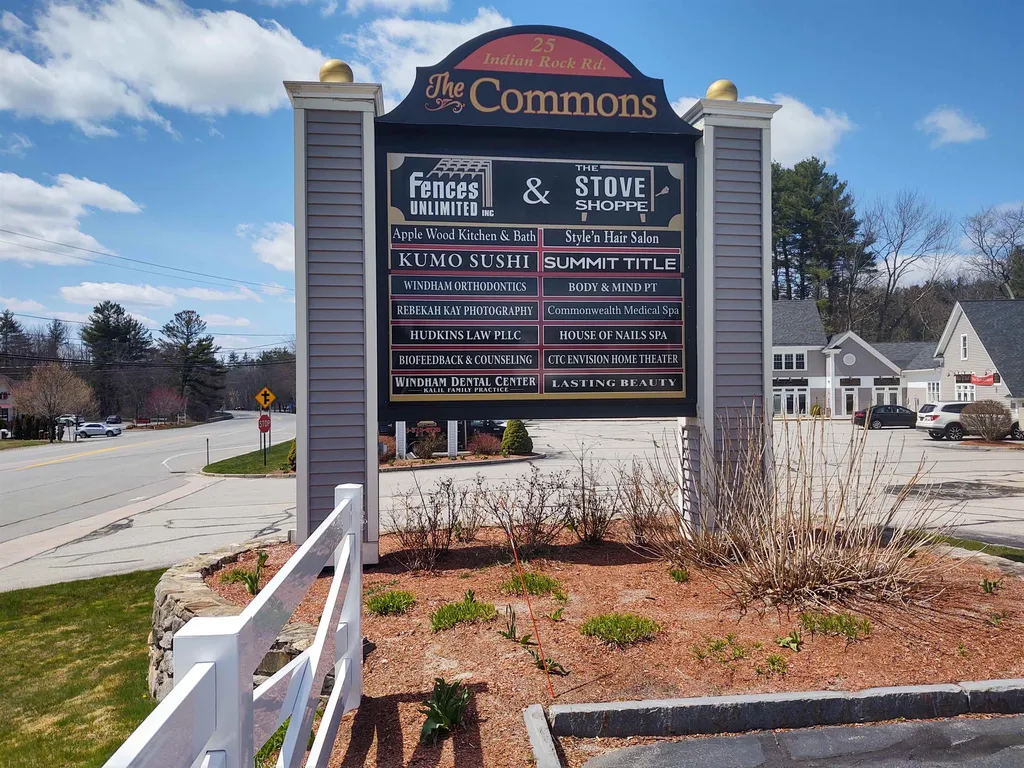 25 Indian Rock Road Windham NH 03087