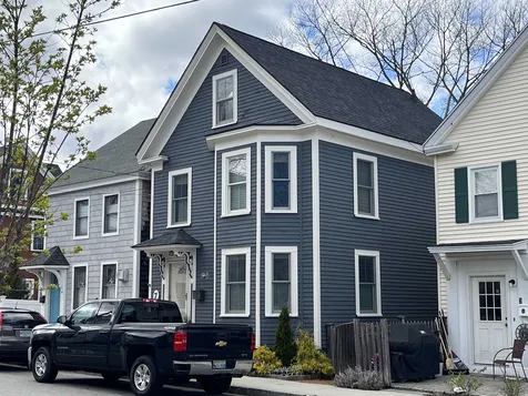 7 Mcdonough Street Portsmouth NH 03801