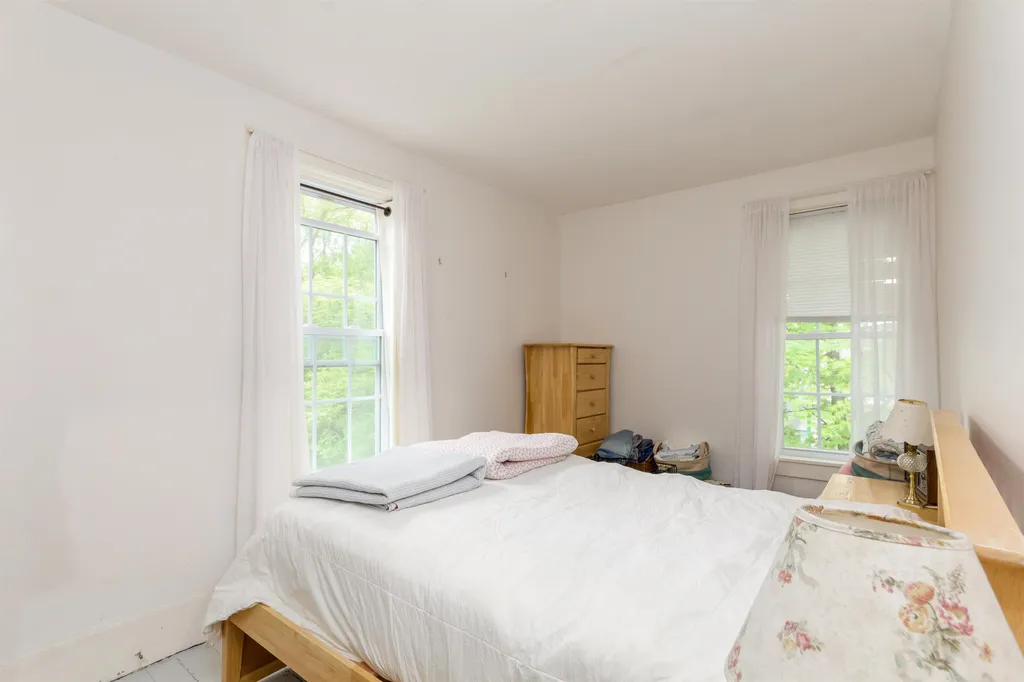 28 Munsill Avenue Bristol VT 05443