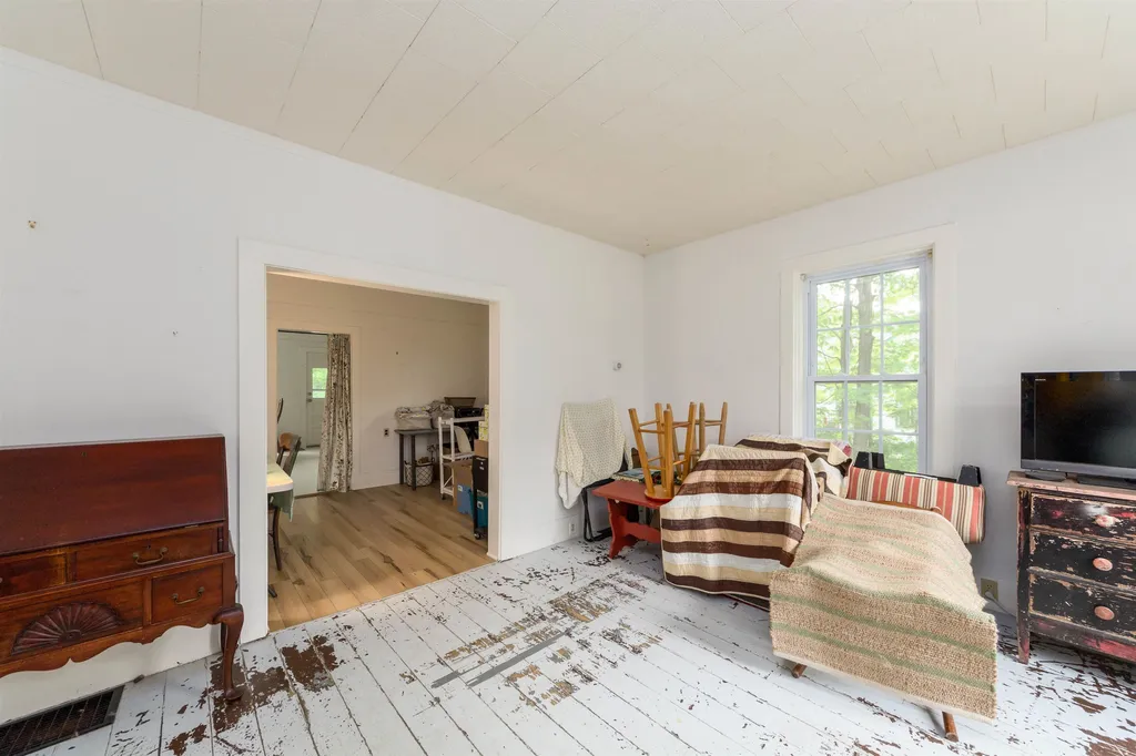 28 Munsill Avenue Bristol VT 05443