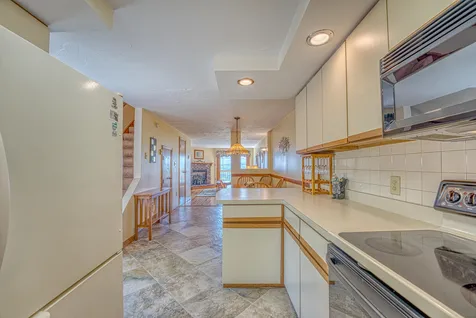 182 Pinnacle Road Campton NH 03223