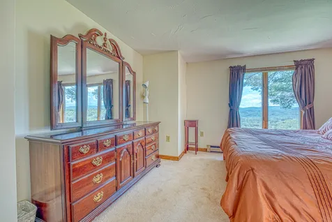 182 Pinnacle Road Campton NH 03223