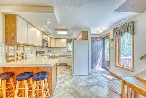 182 Pinnacle Road Campton NH 03223