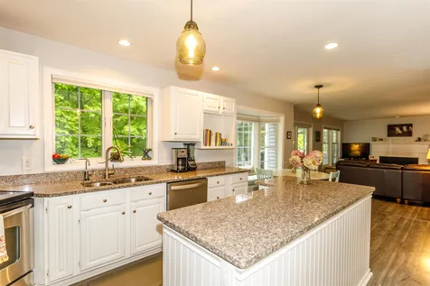 9 Adams Court South Burlington VT 05403