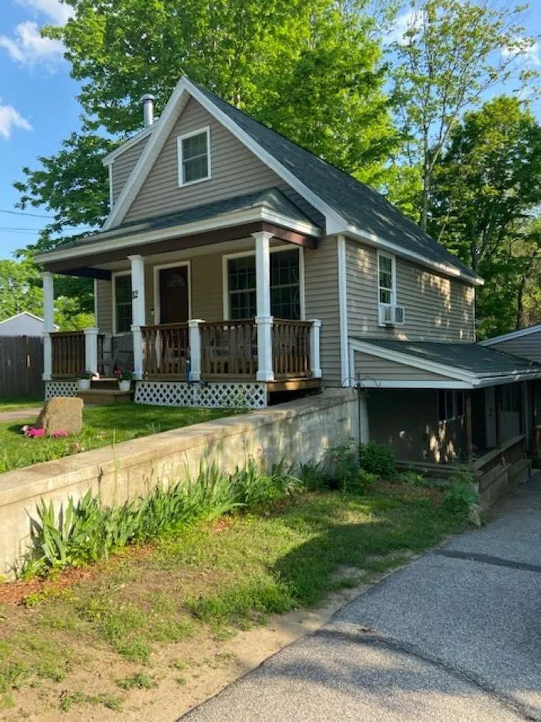 12 Kingston Road Danville NH 03819