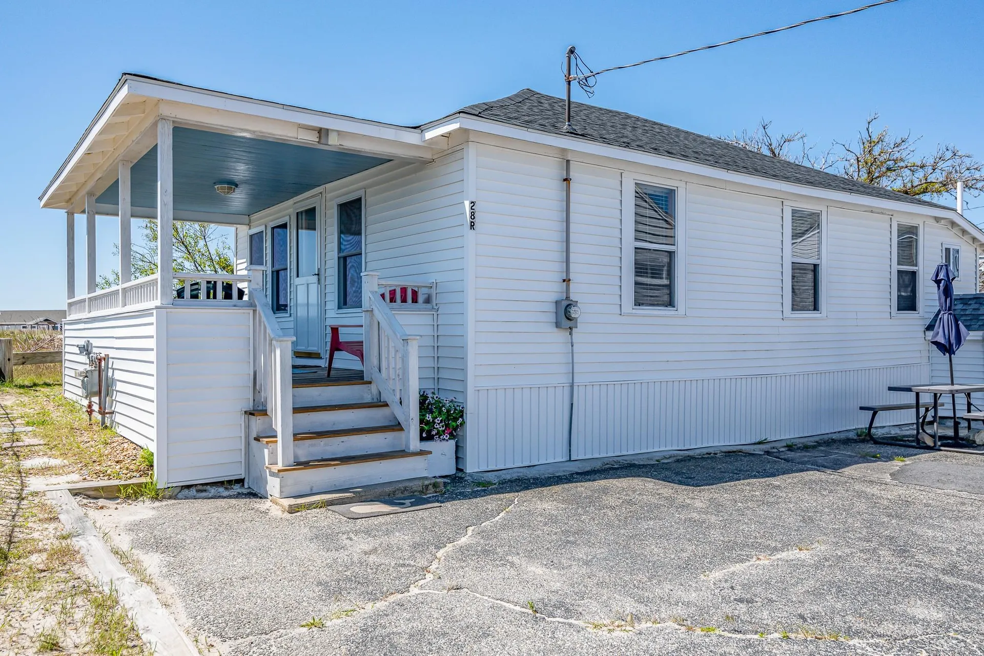 28 Dover Avenue Hampton NH 03842