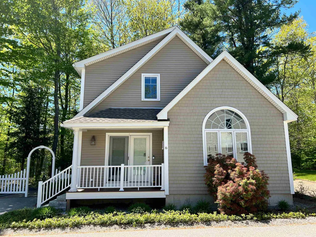 6 Izzy Lane Kittery ME 03904