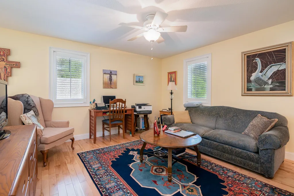 6 Izzy Lane Kittery ME 03904