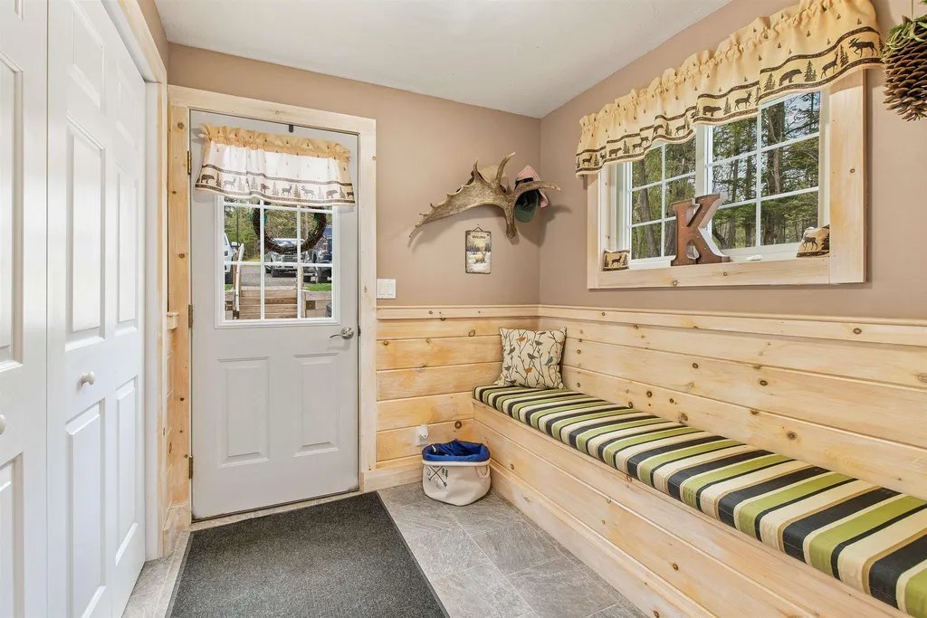 20 Carlson Drive Pittsburg NH 03592