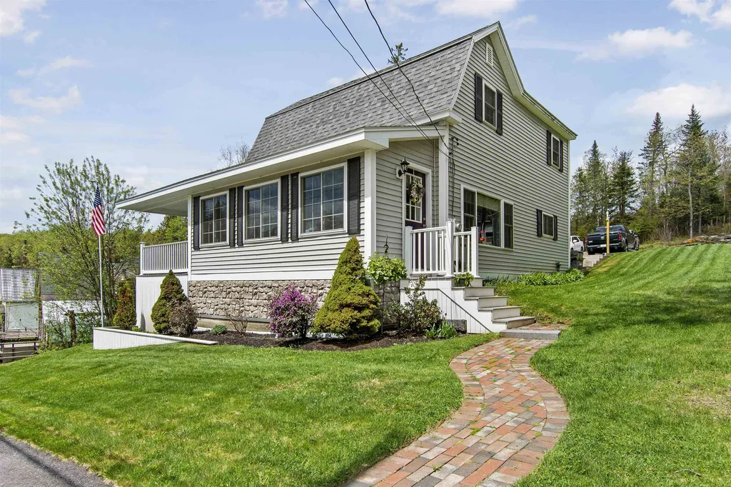 20 Carlson Drive Pittsburg NH 03592