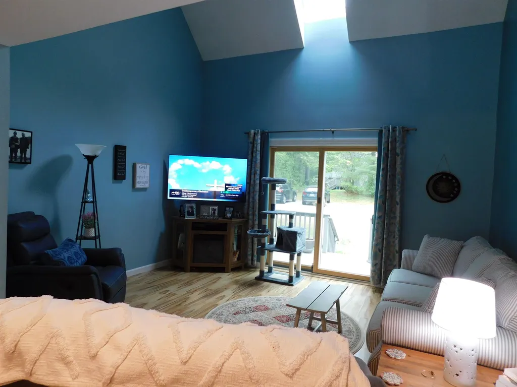 14 Glengarry Drive Stratham NH 03885