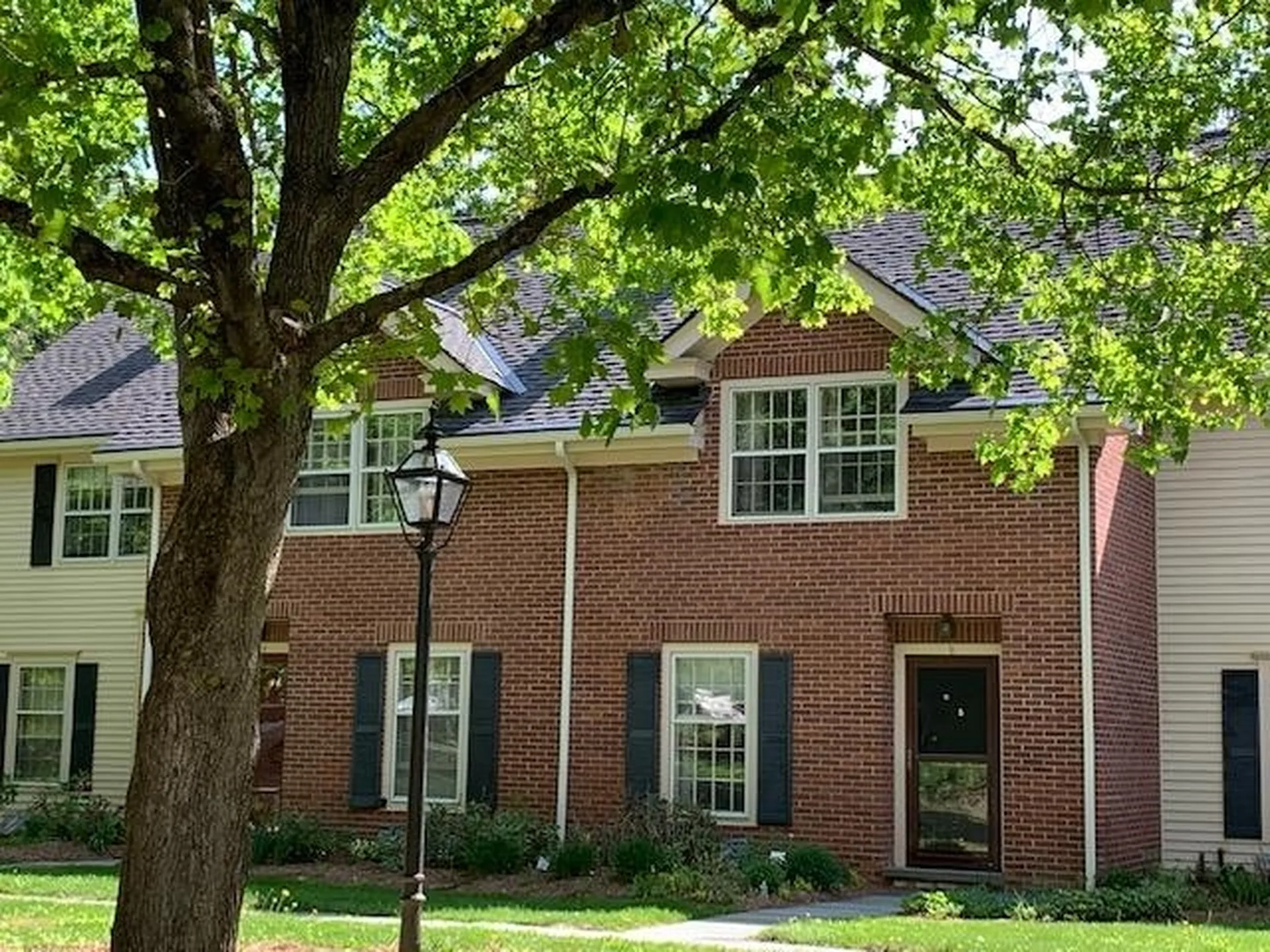 57 Townhouse Way Woodstock VT 05091