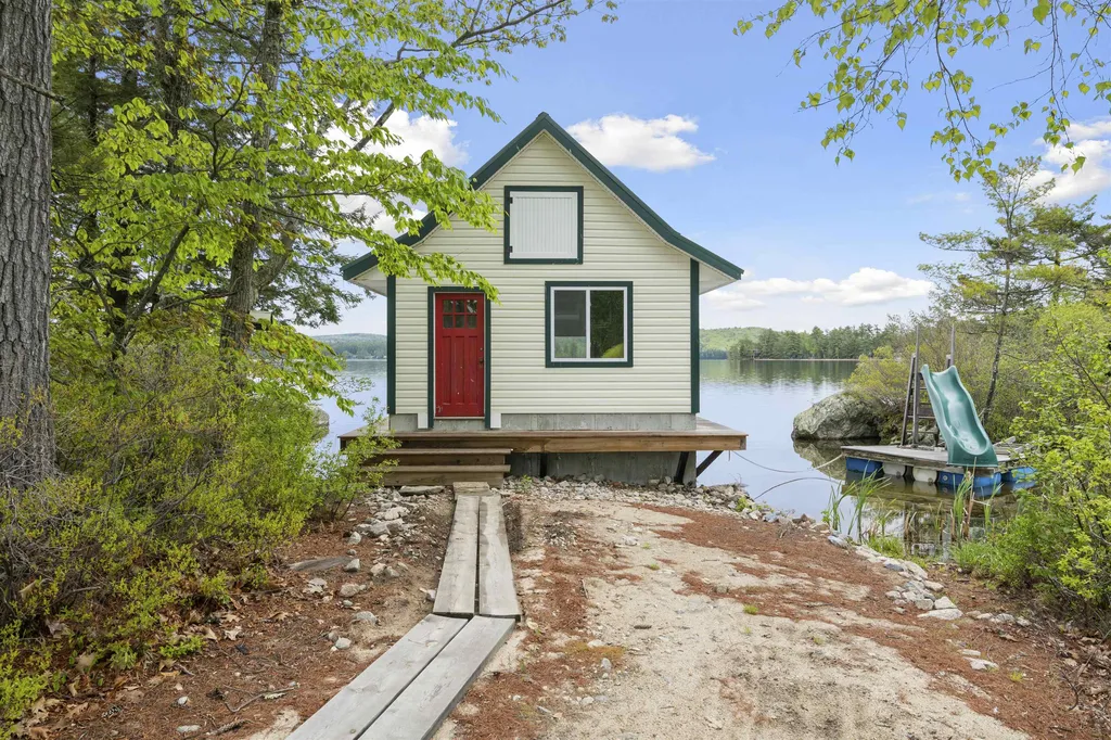 79 & 81 Sunset Point Road Wolfeboro NH 03894