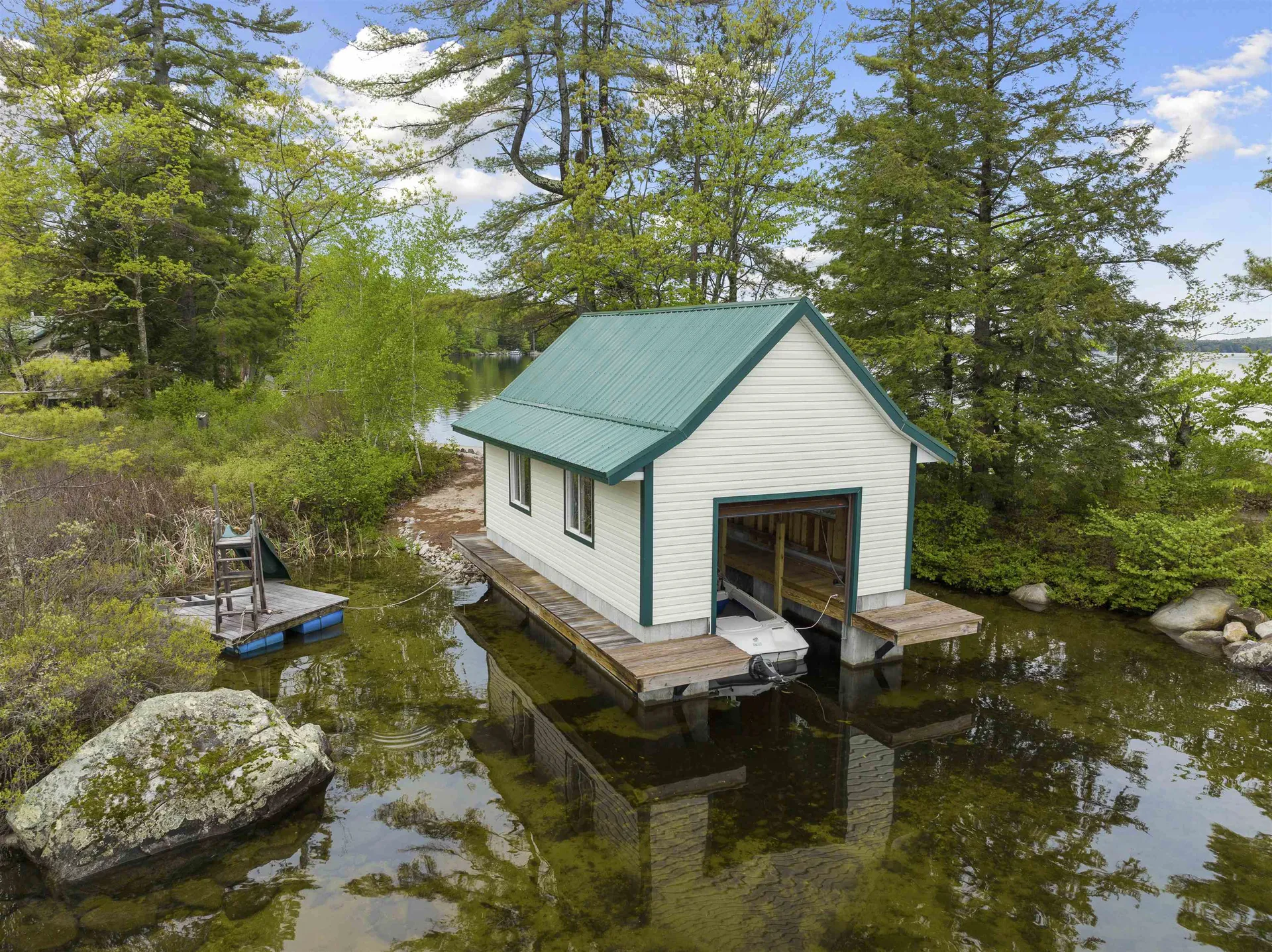 79 & 81 Sunset Point Road Wolfeboro NH 03894