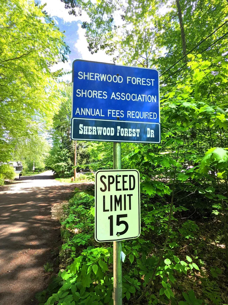 17 Sherwood Forest Drive Canterbury NH 03224