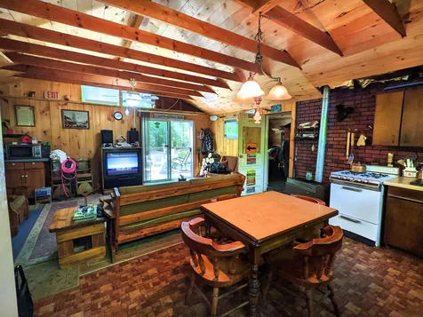 17 Sherwood Forest Drive Canterbury NH 03224