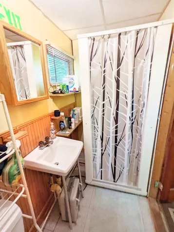17 Sherwood Forest Drive Canterbury NH 03224