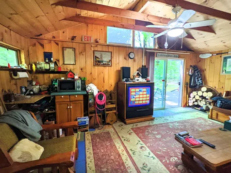 17 Sherwood Forest Drive Canterbury NH 03224