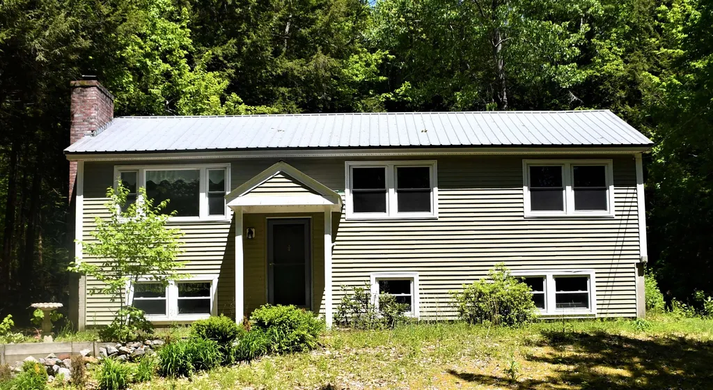 150 Tanglewood Drive Henniker NH 03242
