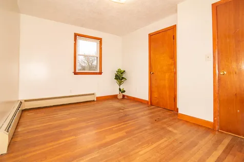 20 Henry Street Salem NH 03079