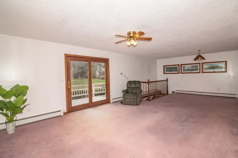 20 Henry Street Salem NH 03079