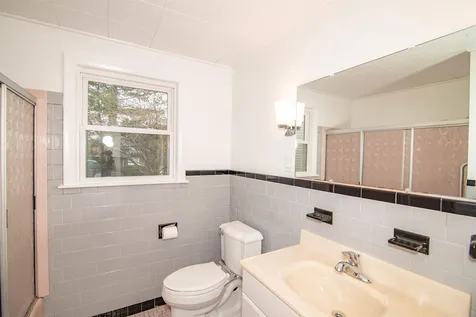 20 Henry Street Salem NH 03079