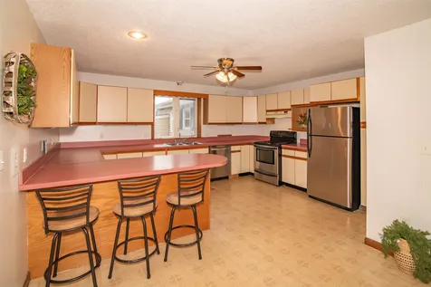 20 Henry Street Salem NH 03079