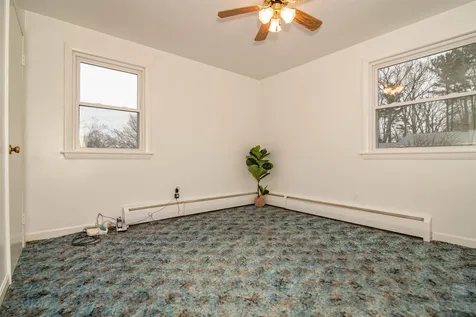 20 Henry Street Salem NH 03079