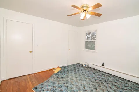 20 Henry Street Salem NH 03079