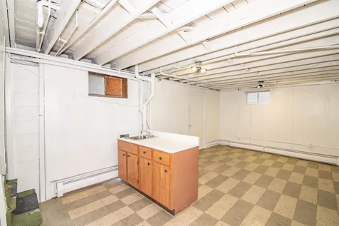 20 Henry Street Salem NH 03079