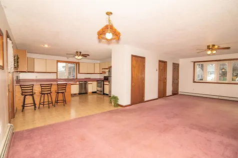 20 Henry Street Salem NH 03079