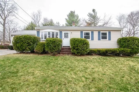 20 Henry Street Salem NH 03079