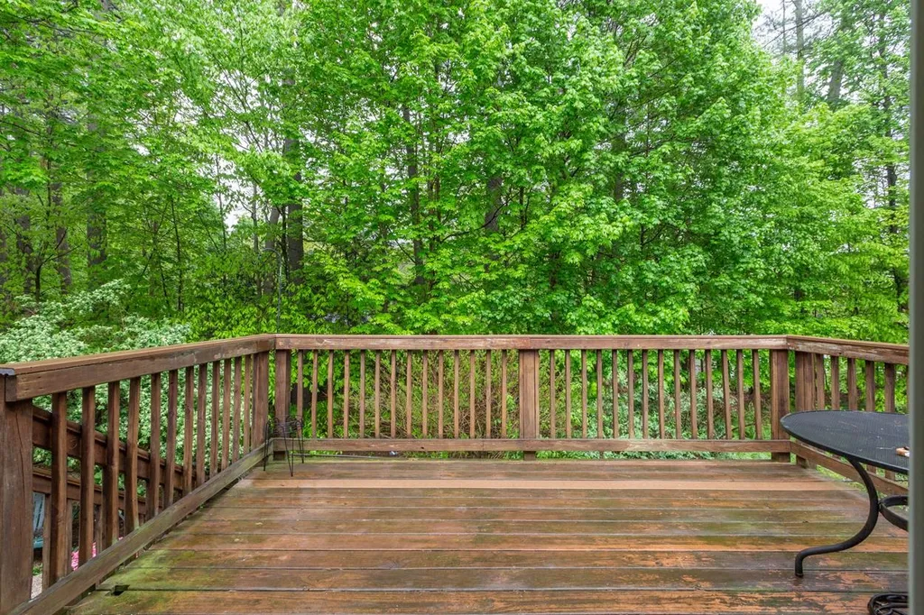 35 Webb Road Peterborough NH 03458
