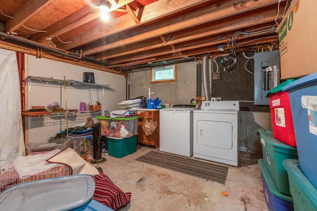 35 Webb Road Peterborough NH 03458