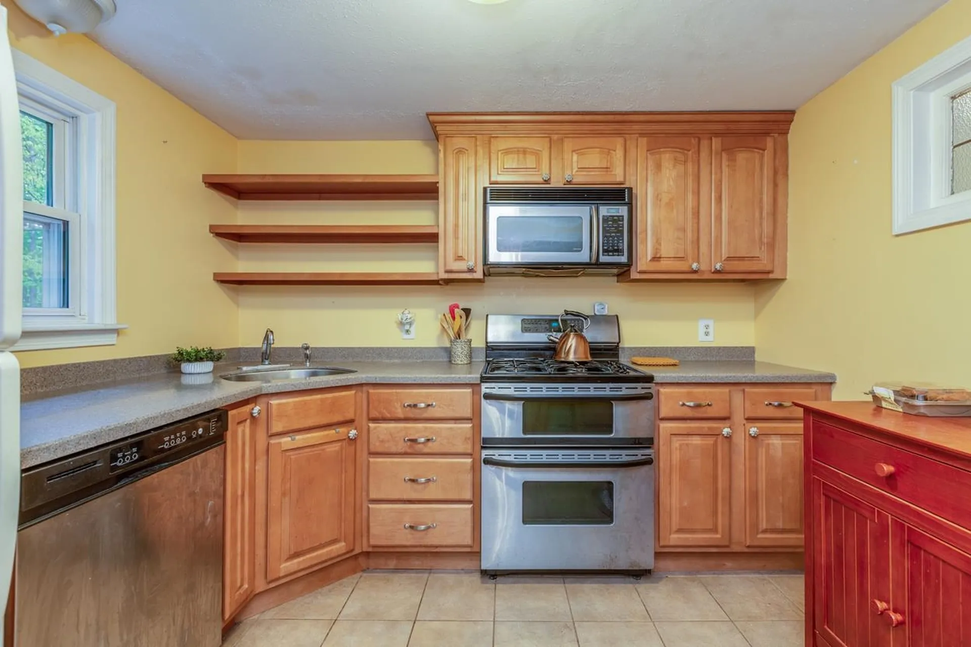 35 Webb Road Peterborough NH 03458