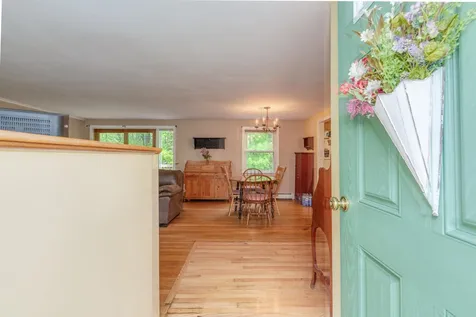 35 Webb Road Peterborough NH 03458