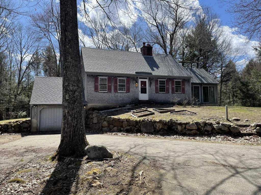 195 Brookwood Park Road Bristol NH 03222
