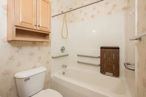 10 Lantern Lane Kingston NH 03848