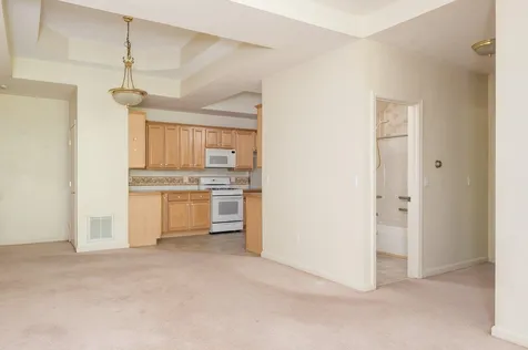 10 Lantern Lane Kingston NH 03848