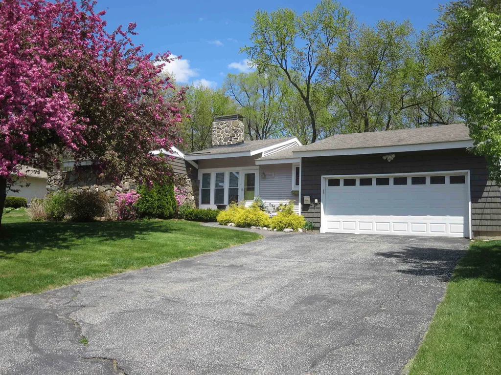 2585 Elm Street Manchester NH 03104