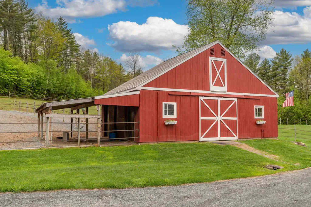187 Hartland Hill Road Hartland VT 05091
