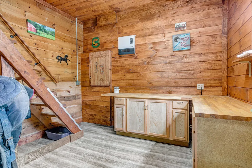 187 Hartland Hill Road Hartland VT 05091
