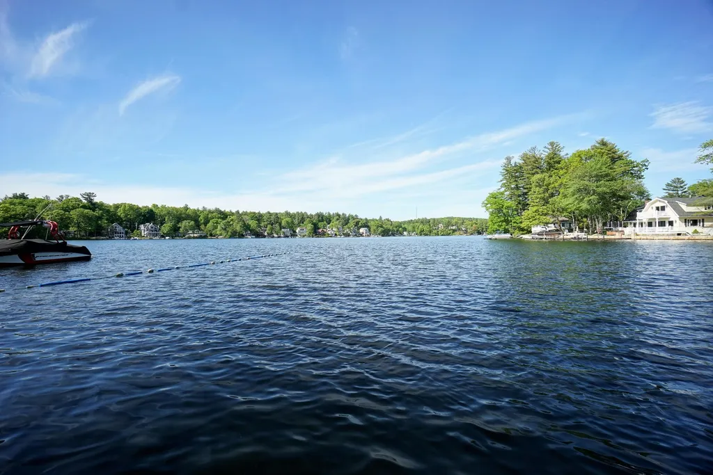 2 Spring Street Windham NH 03087