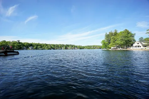 2 Spring Street Windham NH 03087