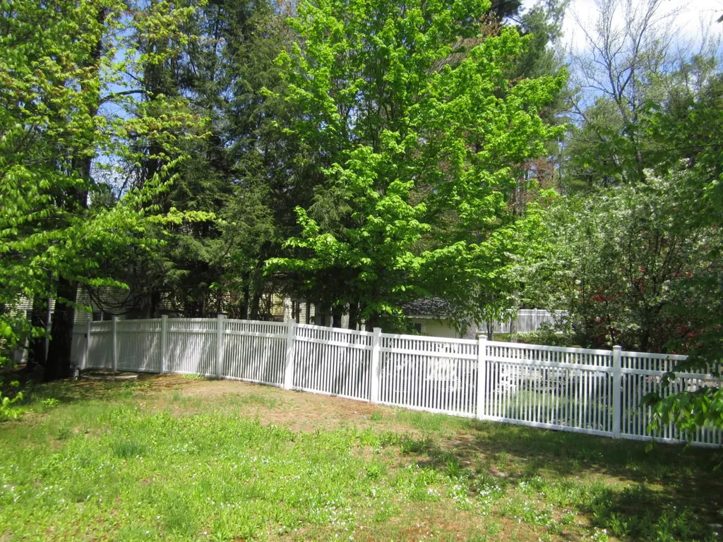 21 Quail Run New London NH 03257
