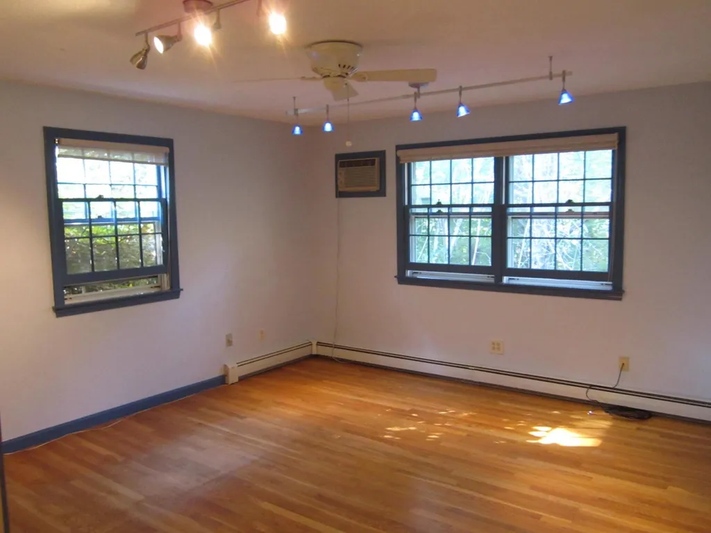 21 Quail Run New London NH 03257